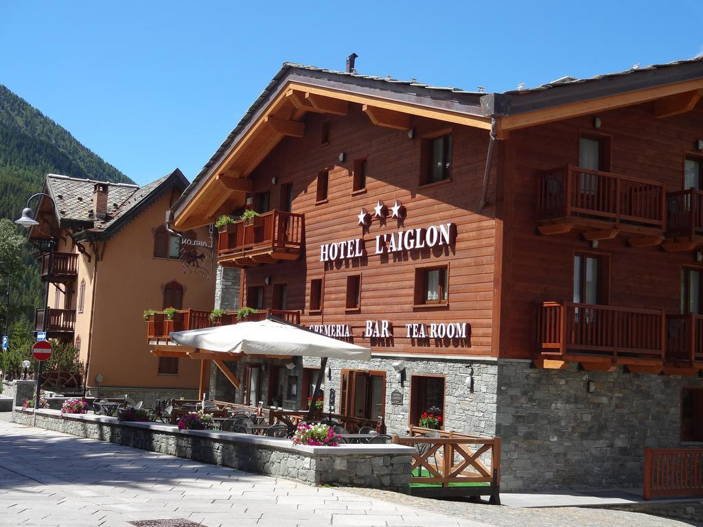Hotel L' Aiglon Champoluc Esterno foto