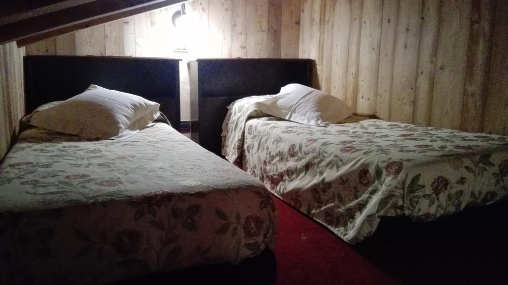 Hotel L' Aiglon Champoluc Esterno foto